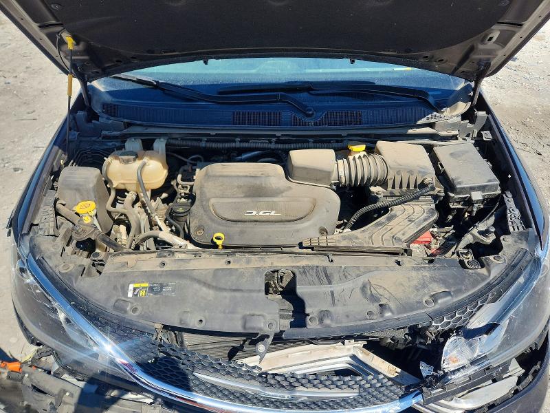 2018 Chrysler Pacifica მანქანა იყიდება აუქციონზე, vin: 2C4RC1BG2JR211268, აუქციონის ნომერი: 57890016