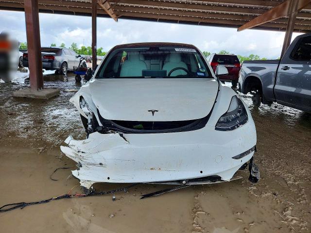 56472206 :رقم المزاد ، 5YJ3E1EB3KF469585 vin ، 2019 Tesla Mod مزاد بيع