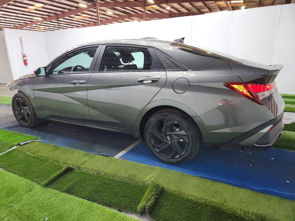 57252406 :رقم المزاد ، KMHLM4DG8TU171622 vin ، 2026 Hyundai Elantra مزاد بيع
