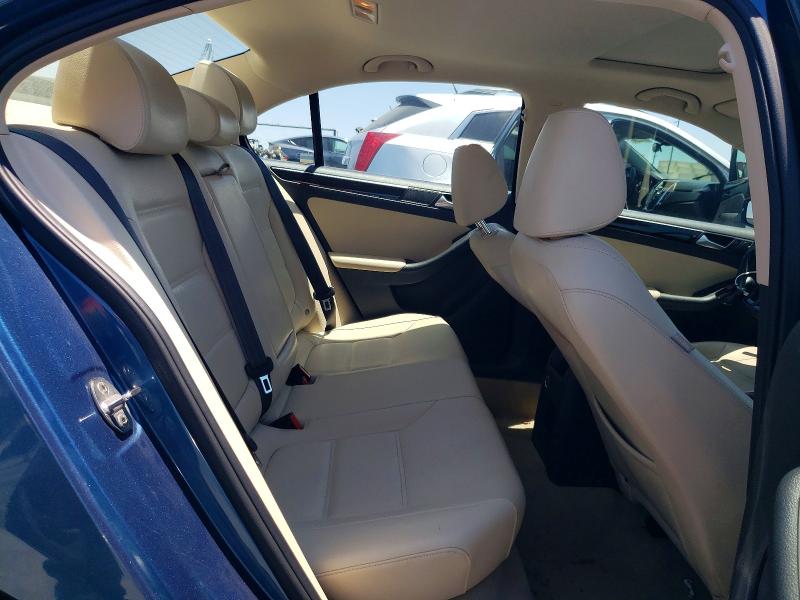 2016 Volkswagen Jetta მანქანა იყიდება აუქციონზე, vin: 3VWL17AJ4GM338953, აუქციონის ნომერი: 59182306