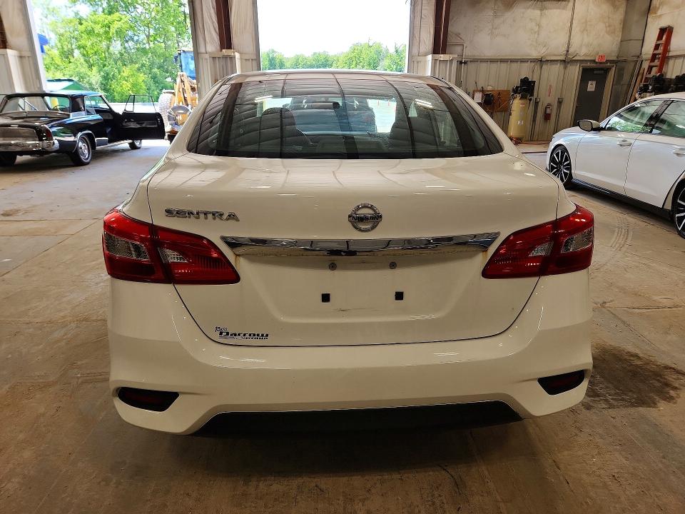 Продажа на аукционе авто 2017 Nissan Sentra, vin: 3N1AB7AP6HY371249, номер лота: 57715646