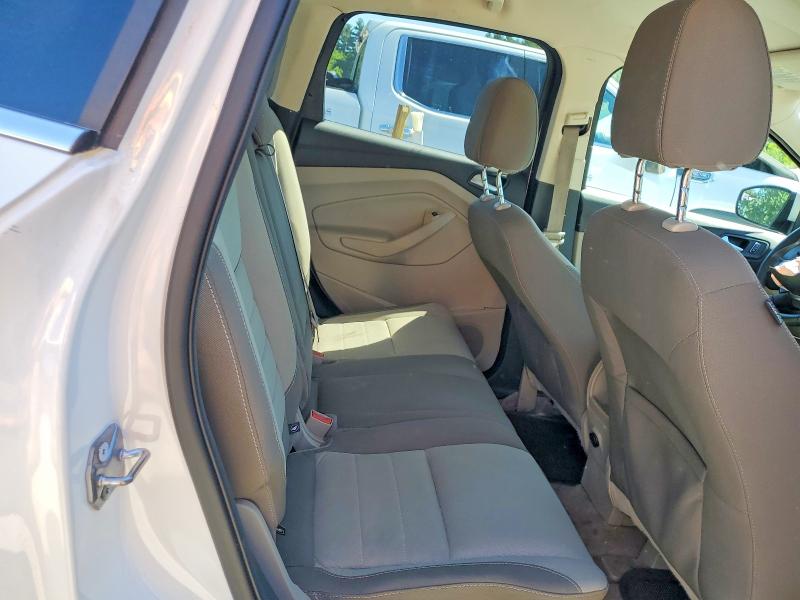 2014 Ford Escape მანქანა იყიდება აუქციონზე, vin: 1FMCU0GX9EUC69419, აუქციონის ნომერი: 56817896