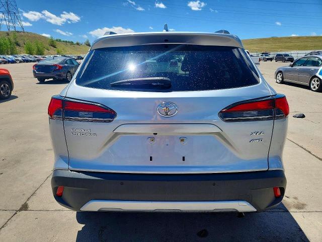 2022 Toyota Corolla Cross მანქანა იყიდება აუქციონზე, vin: 7MUEAABG0NV018477, აუქციონის ნომერი: 56868096