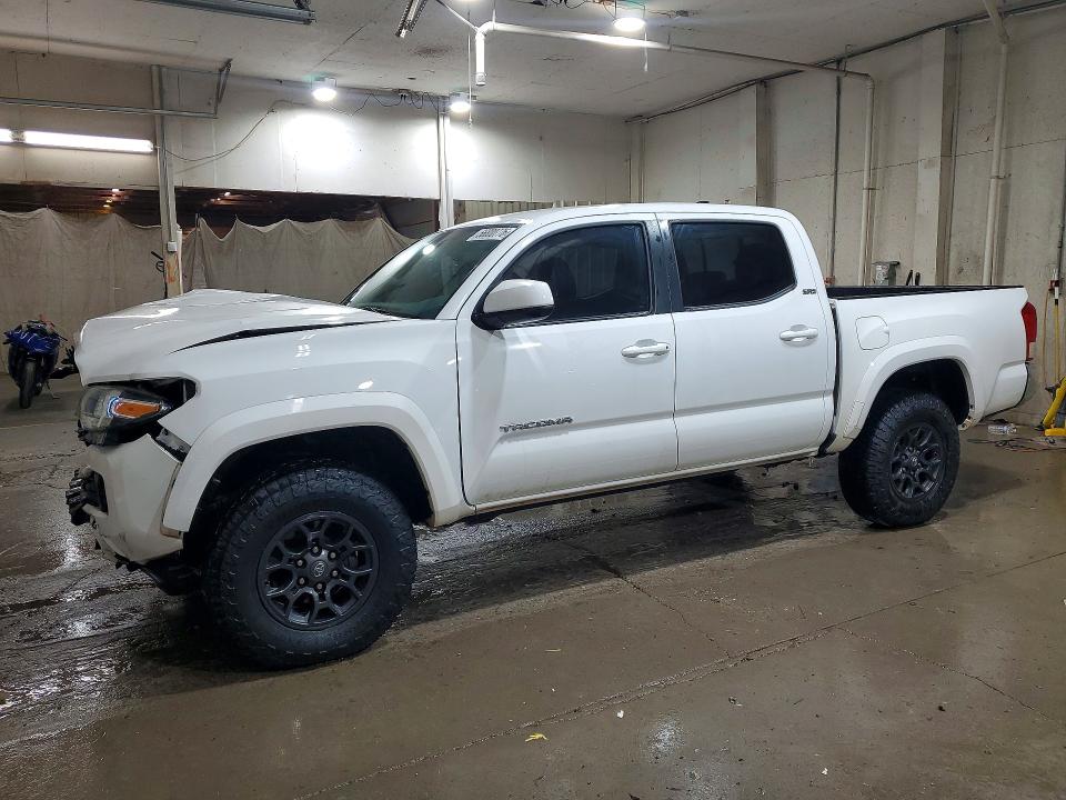 Aukcja sprzedaży 2017 Toyota Tacoma, vin: 3TMCZ5AN4HM060107, numer aukcji: 56800776