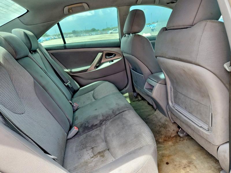 2010 Toyota Camry მანქანა იყიდება აუქციონზე, vin: 4T1BF3EK3AU098739, აუქციონის ნომერი: 58943706