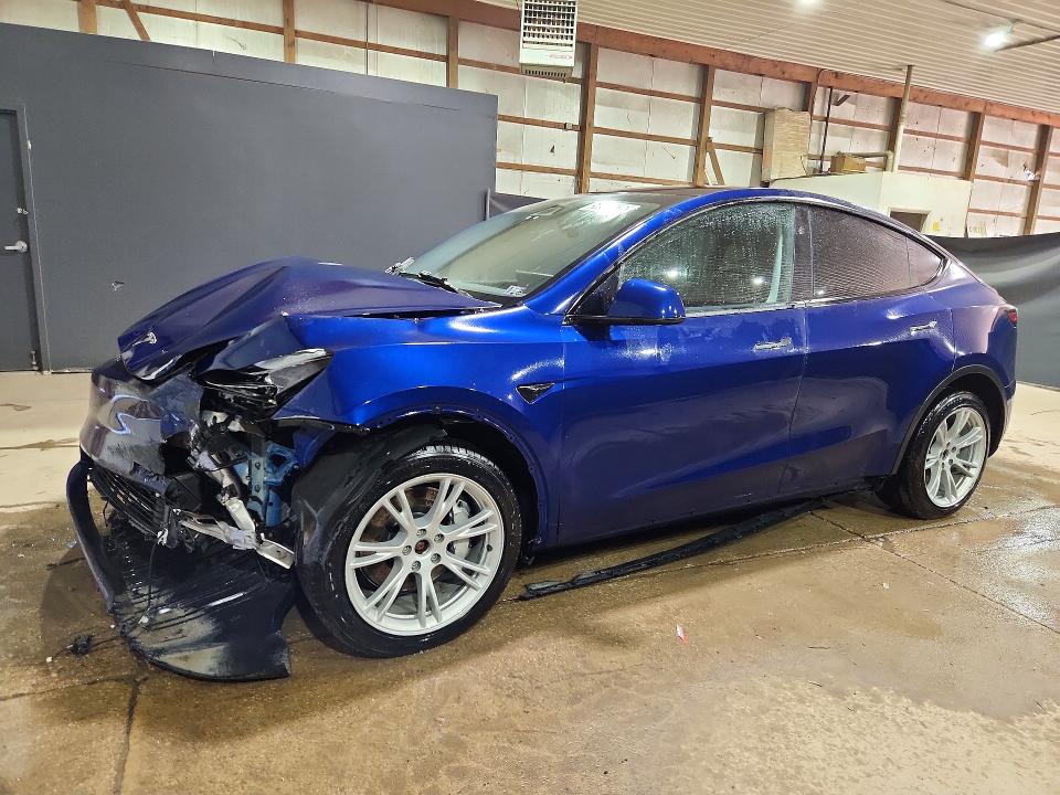 2024 Tesla Model Y მანქანა იყიდება აუქციონზე, vin: 7SAYGDEE4RA265691, აუქციონის ნომერი: 54946126