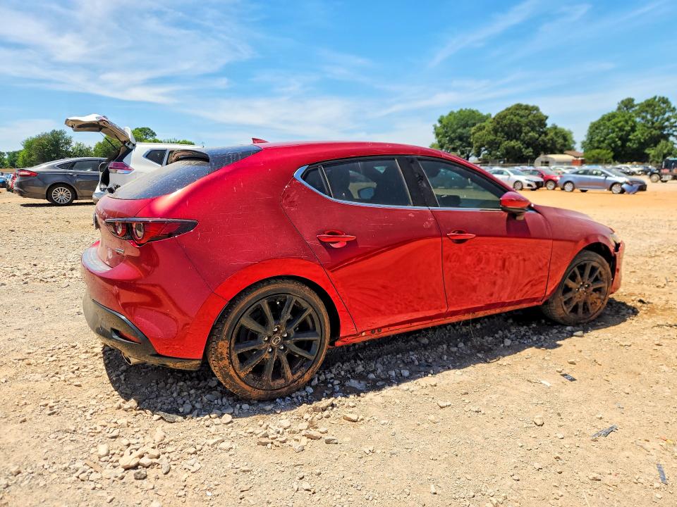 56277346 :رقم المزاد ، JM1BPBMM2P1600097 vin ، 2023 Mazda 3 مزاد بيع