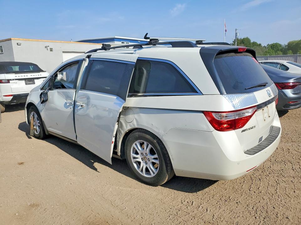 56084526 :رقم المزاد ، 5FNRL5H68DB503898 vin ، 2013 Honda Odyssey مزاد بيع