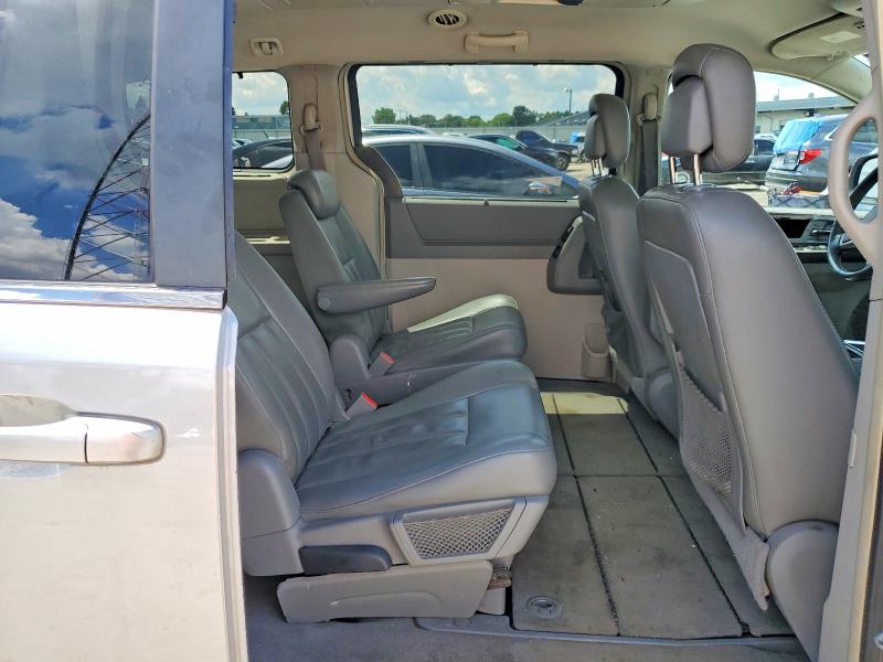 Aukcja sprzedaży 2010 Chrysler Town & Country, vin: 2A4RR5DX7AR351443, numer aukcji: 58743966
