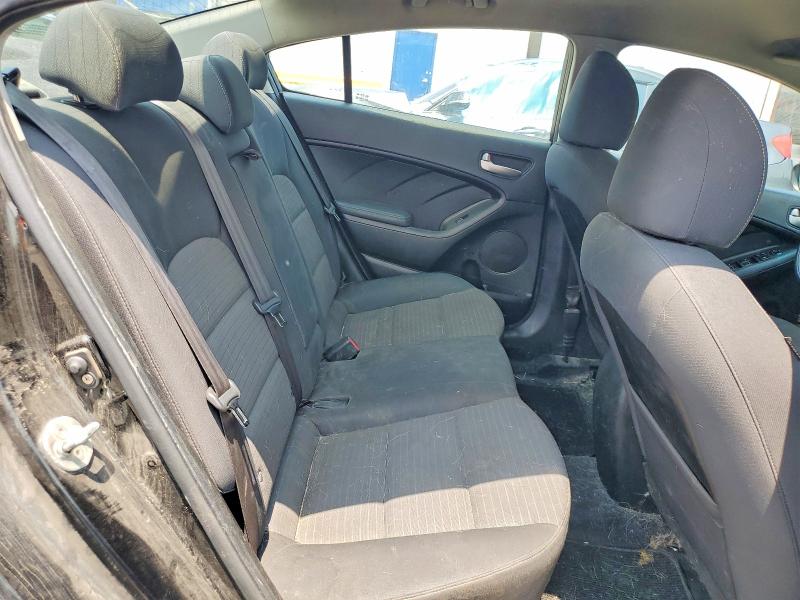 2017 Kia Forte მანქანა იყიდება აუქციონზე, vin: 3KPFL4A78HE116361, აუქციონის ნომერი: 58307506