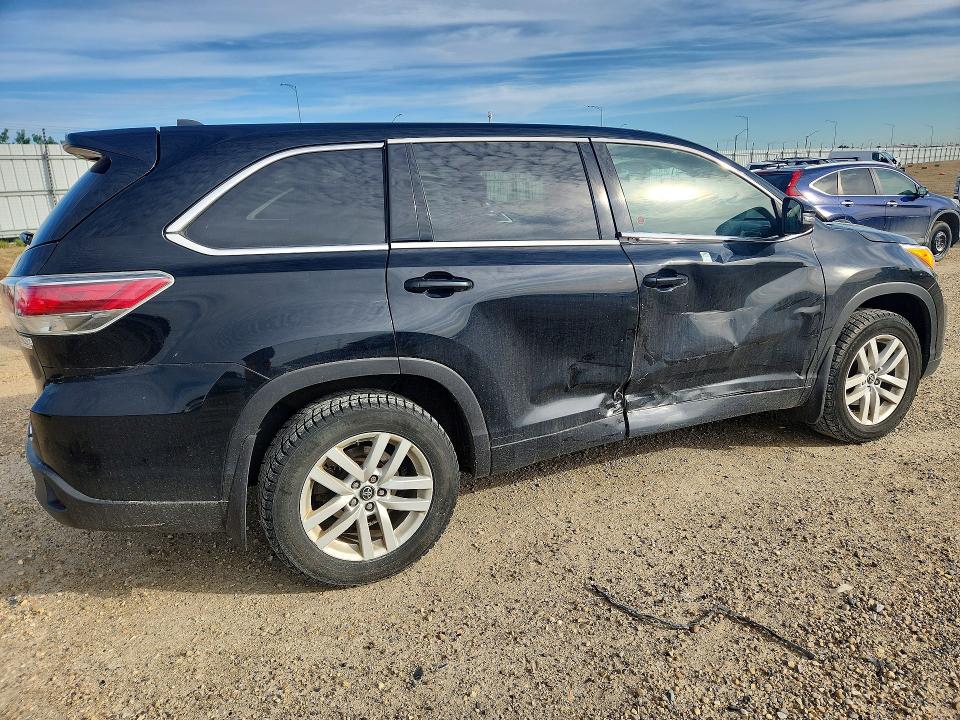 56377556 :رقم المزاد ، 5TDBKRFH3GS331201 vin ، 2016 Toyota Highlander مزاد بيع