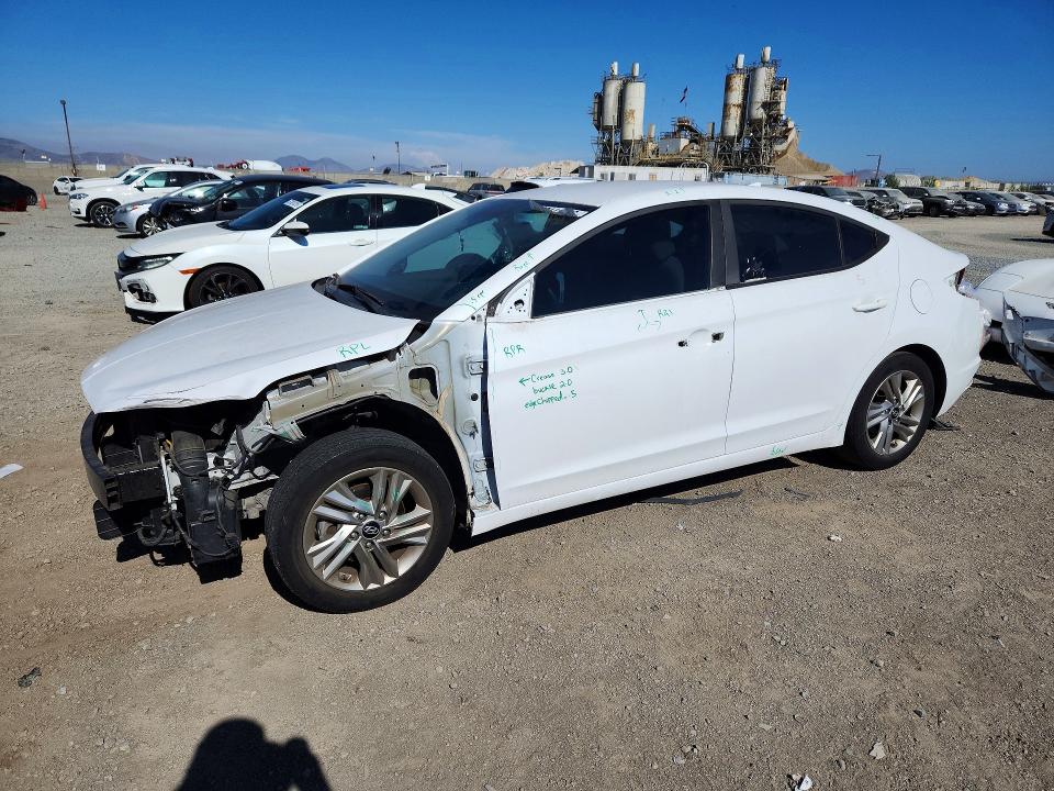 57441476 :رقم المزاد ، 5NPD84LF7KH424394 vin ، 2019 Hyundai Elantra مزاد بيع