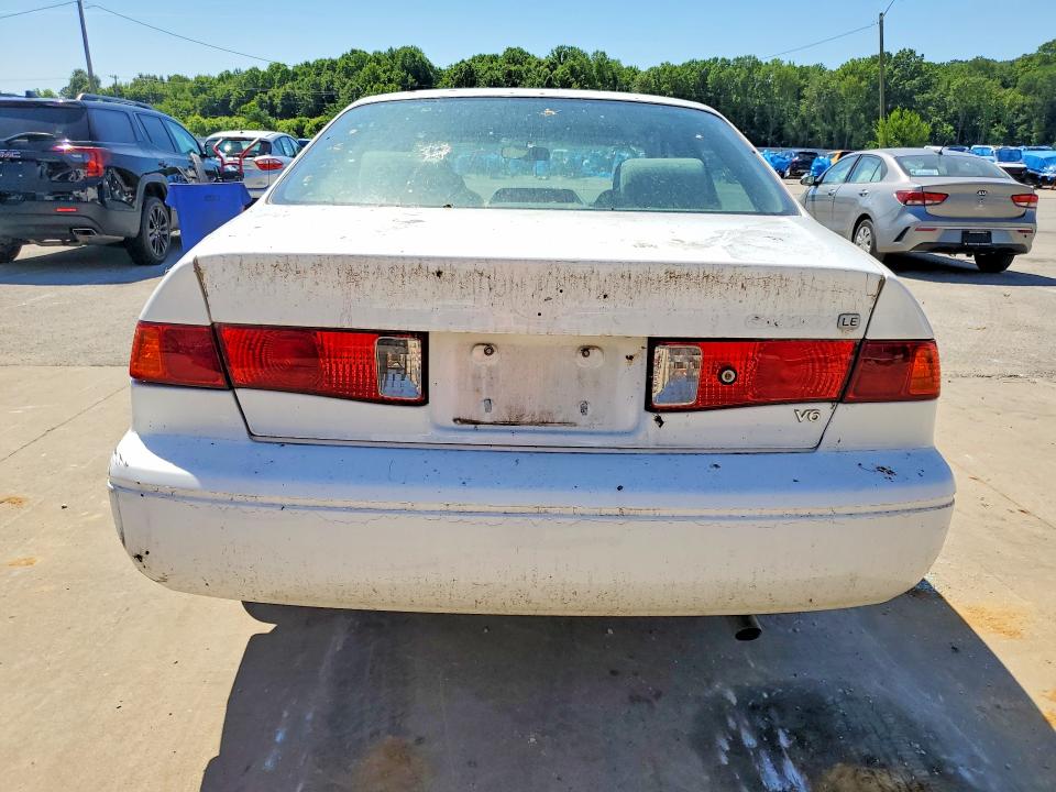 2001 Toyota Camry მანქანა იყიდება აუქციონზე, vin: 4T1BF22K61U968076, აუქციონის ნომერი: 55233496