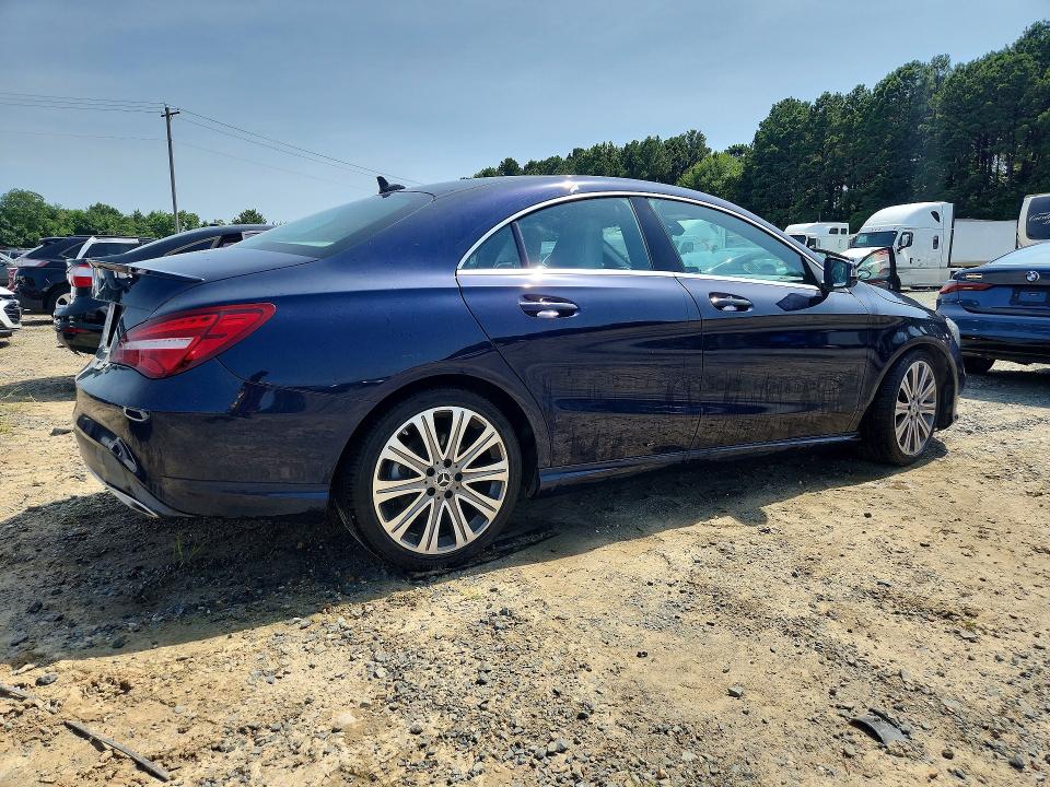 58588446 :رقم المزاد ، WDDSJ4EB5JN612230 vin ، 2018 Mercedes-benz Cla مزاد بيع