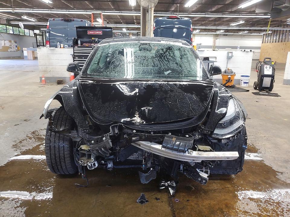 Продажа на аукционе авто 2023 Tesla Model 3, vin: 5YJ3E1EA5PF438031, номер лота: 57260196