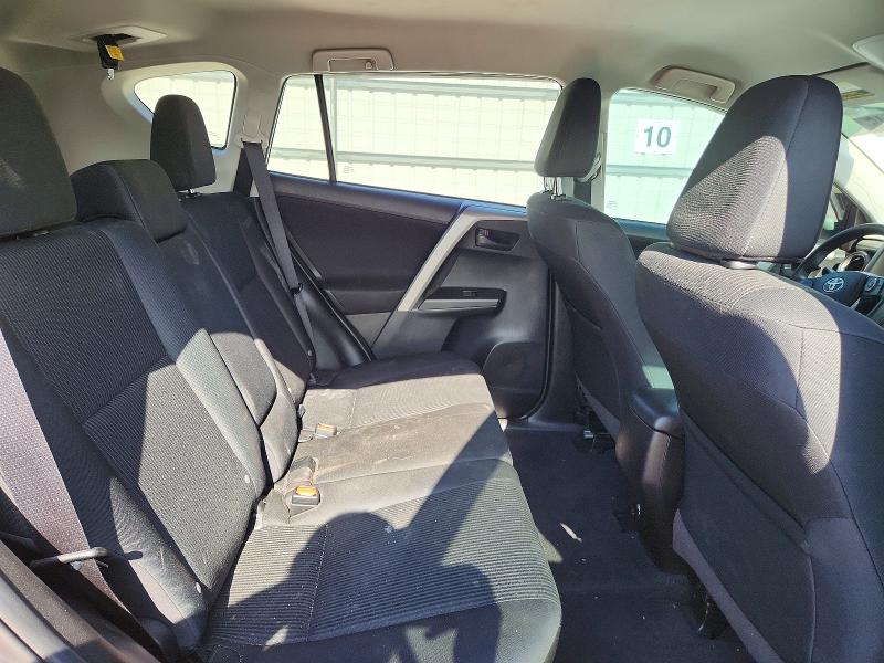 56311946 :رقم المزاد ، 2T3ZFREV0JW452137 vin ، 2018 Toyota Rav4 مزاد بيع