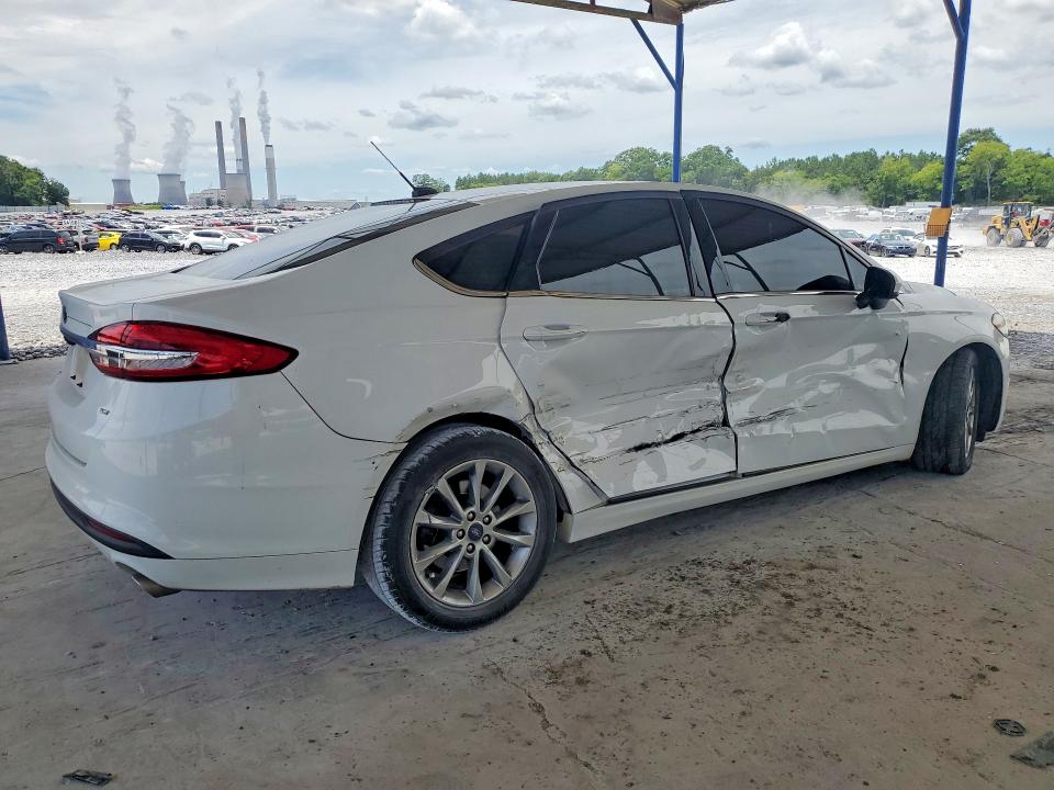 2017 Ford Fusion მანქანა იყიდება აუქციონზე, vin: 3FA6P0H76HR383306, აუქციონის ნომერი: 58782076