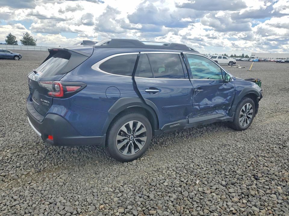56529666 :رقم المزاد ، 4S4BTAPC2P3187820 vin ، 2023 Subaru Outback مزاد بيع