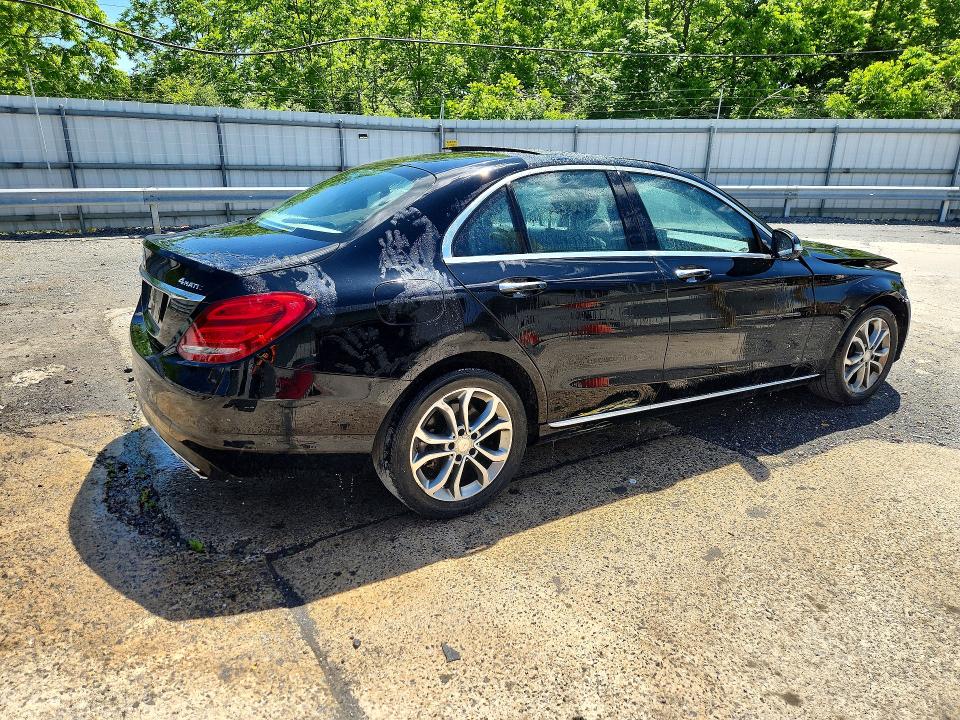 2015 Mercedes-benz C მანქანა იყიდება აუქციონზე, vin: 55SWF4KB0FU068774, აუქციონის ნომერი: 55538556