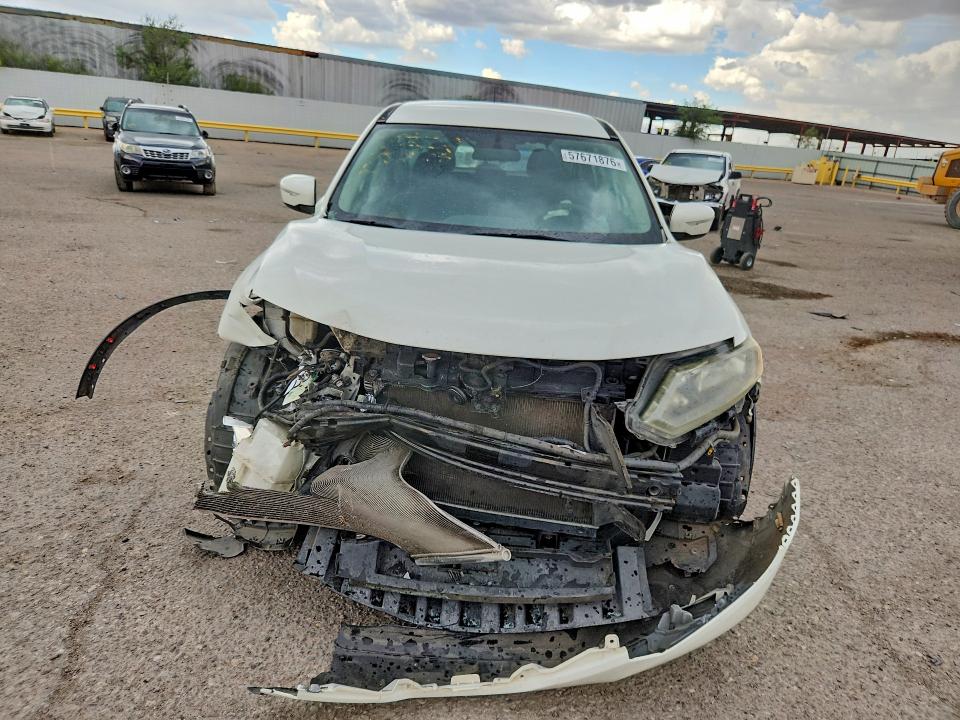 Продажа на аукционе авто 2015 Nissan Rogue, vin: 5N1AT2MTXFC865704, номер лота: 57671876