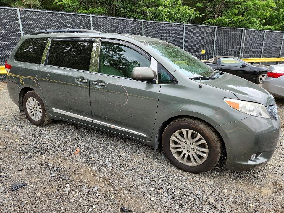Продажа на аукционе авто 2013 Toyota Sienna, vin: 5TDYK3DC6DS359746, номер лота: 56096646