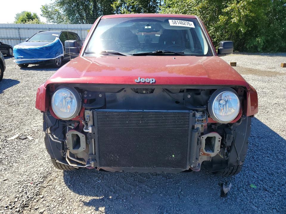 58146276 :رقم المزاد ، 1C4NJRFB0HD114715 vin ، 2017 Jeep Patriot مزاد بيع