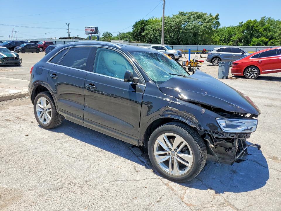 57850806 :رقم المزاد ، WA1BFCFS8GR003326 vin ، 2016 Audi Q3 مزاد بيع
