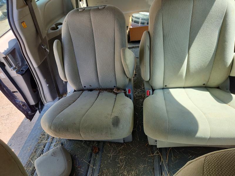 2011 Toyota Sienna მანქანა იყიდება აუქციონზე, vin: 5TDZK3DC0BS131128, აუქციონის ნომერი: 56614246