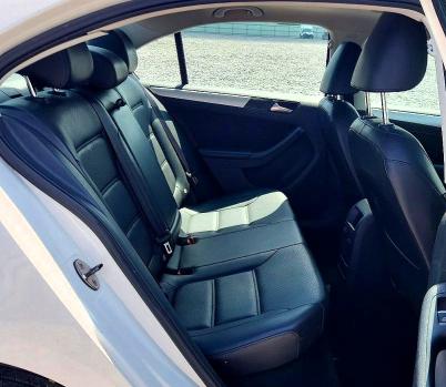 2013 Volkswagen Jetta მანქანა იყიდება აუქციონზე, vin: 3VWDX7AJ2DM441786, აუქციონის ნომერი: 58471986