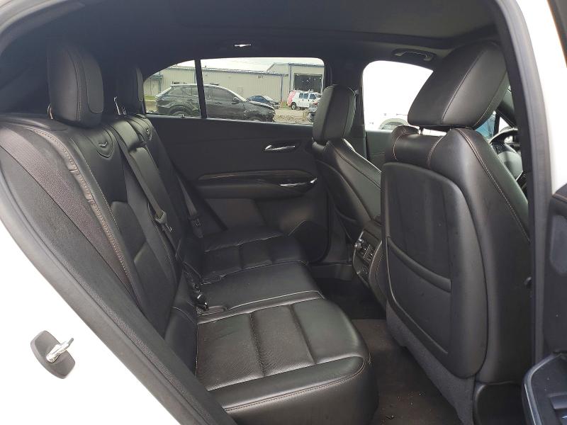 57739626 :رقم المزاد ، 1GYFZFR4XLF064454 vin ، 2020 Cadillac Xt4 مزاد بيع