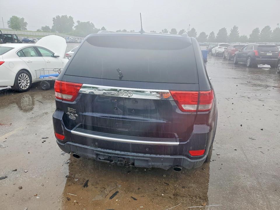 56462836 :رقم المزاد ، 1J4RR6GT7BC700917 vin ، 2011 Jeep Grand Cherokee مزاد بيع