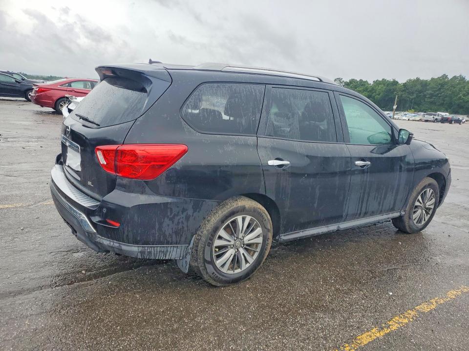 57230866 :رقم المزاد ، 5N1DR2MNXHC623768 vin ، 2017 Nissan Pathfinder مزاد بيع
