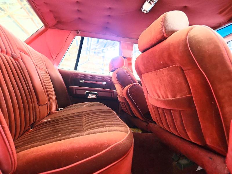 1985 Ford Ltd მანქანა იყიდება აუქციონზე, vin: 1FABP43F8FZ126273, აუქციონის ნომერი: 56192346