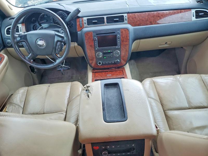 2007 Chevrolet Suburban მანქანა იყიდება აუქციონზე, vin: 3GNFK16347G310774, აუქციონის ნომერი: 57335556