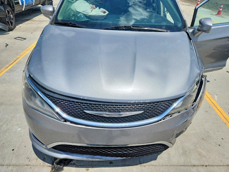 59136706 :رقم المزاد ، 2C4RC1BG9HR593986 vin ، 2017 Chrysler Pacifica مزاد بيع