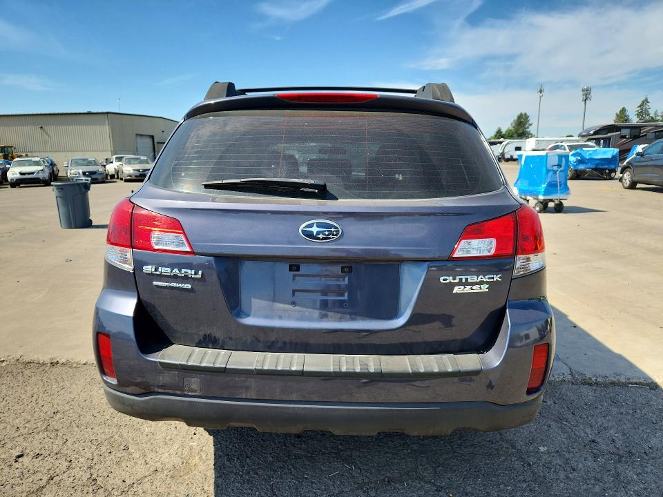 58513546 :رقم المزاد ، 4S4BRBAC9E3258439 vin ، 2014 Subaru Outback مزاد بيع