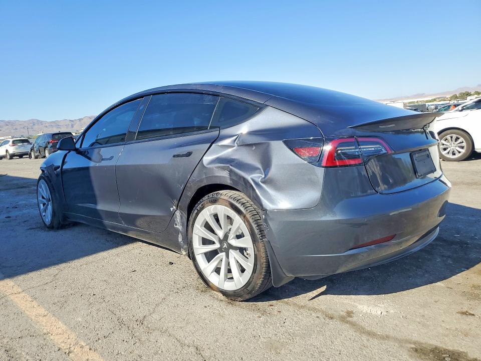 57953966 :رقم المزاد ، 5YJ3E1EB7NF136309 vin ، 2022 Tesla Model 3 مزاد بيع