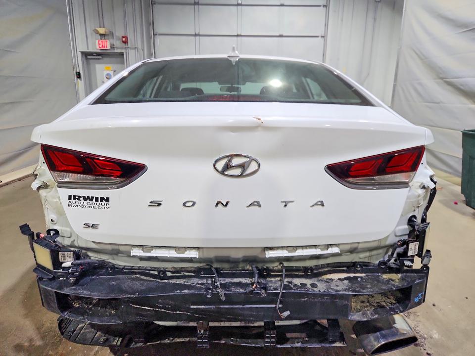 74515975 :رقم المزاد ، 5NPE24AF0JH599996 vin ، 2018 Hyundai Sonata مزاد بيع