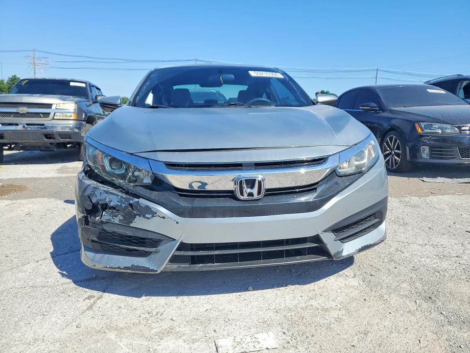 2017 Honda Civic მანქანა იყიდება აუქციონზე, vin: 2HGFC4B0XHH308484, აუქციონის ნომერი: 55215306