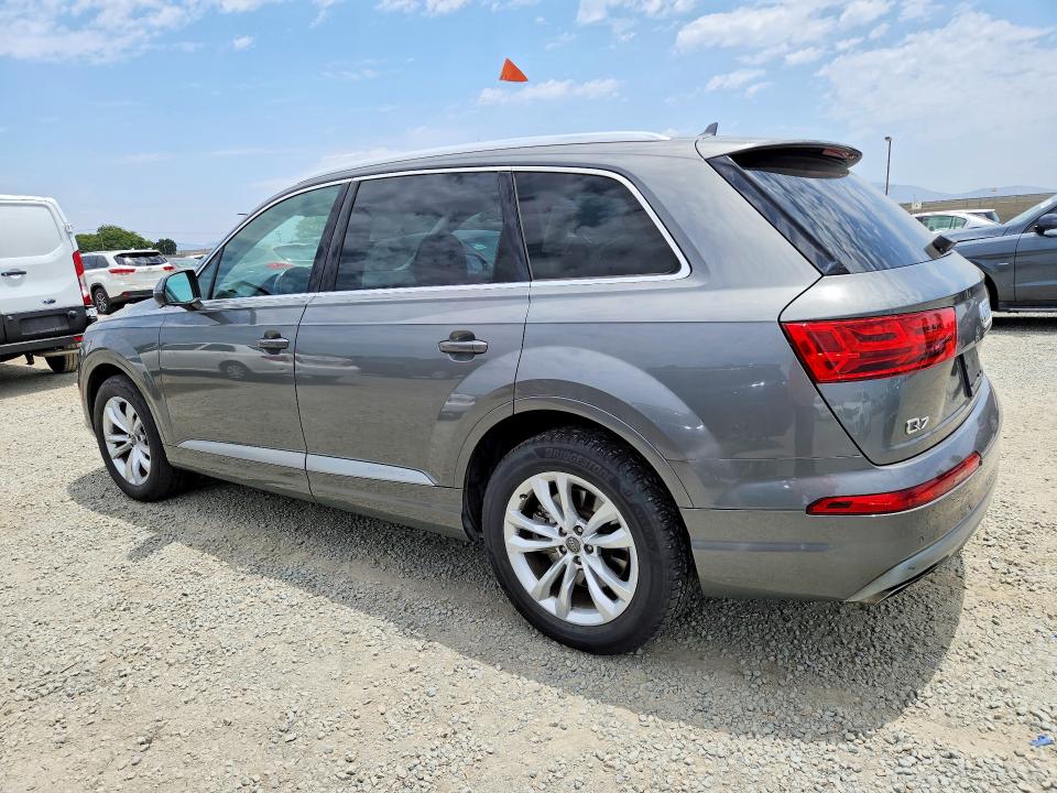 2017 Audi Q7 მანქანა იყიდება აუქციონზე, vin: WA1AAAF74HD004014, აუქციონის ნომერი: 58357946