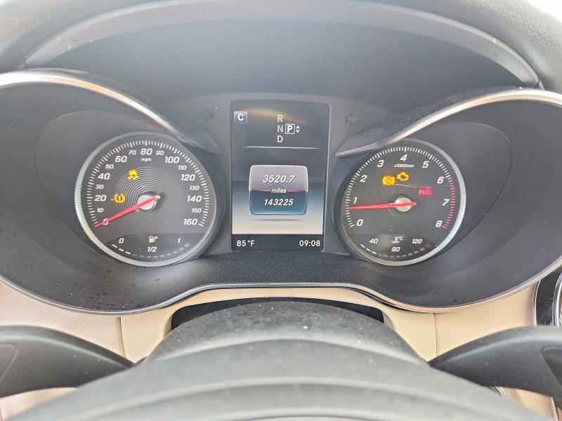 57849836 :رقم المزاد ، 55SWF4JB4FU051767 vin ، 2015 Mercedes-benz C مزاد بيع