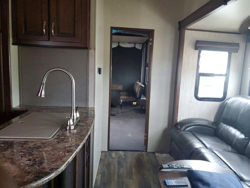 Aukcja sprzedaży 2018 Heartland Rv Recreational Vehicle (rv), vin: 5SFCB3722JE357293, numer aukcji: 56520976