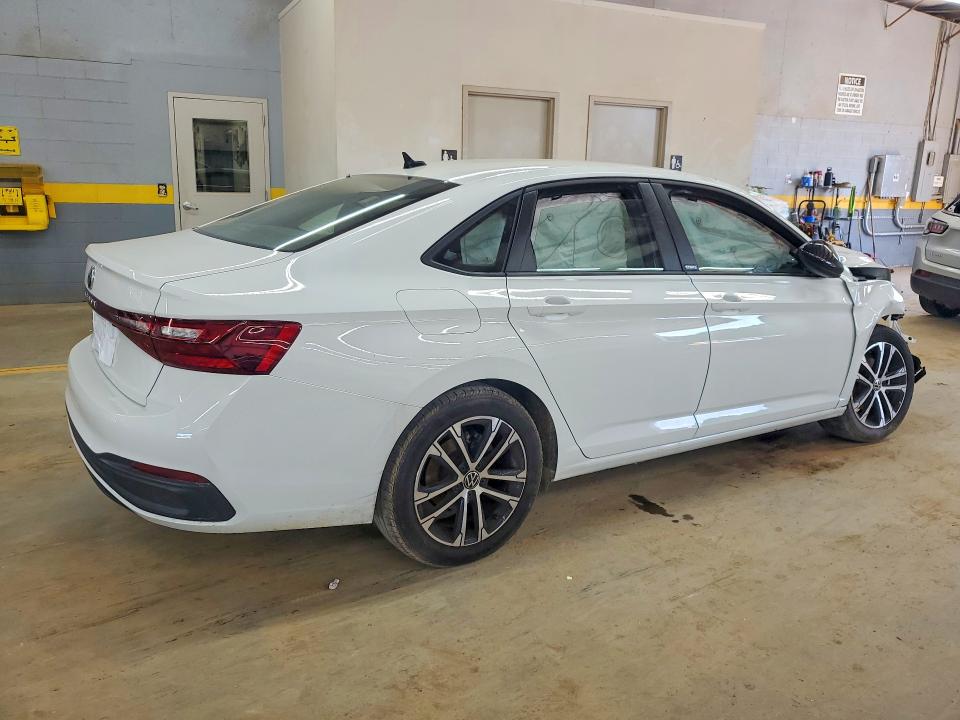 Продаж на аукціоні авто 2025 Volkswagen Jetta, vin: 3VWBX7BU8SM005862, номер лоту: 58872766