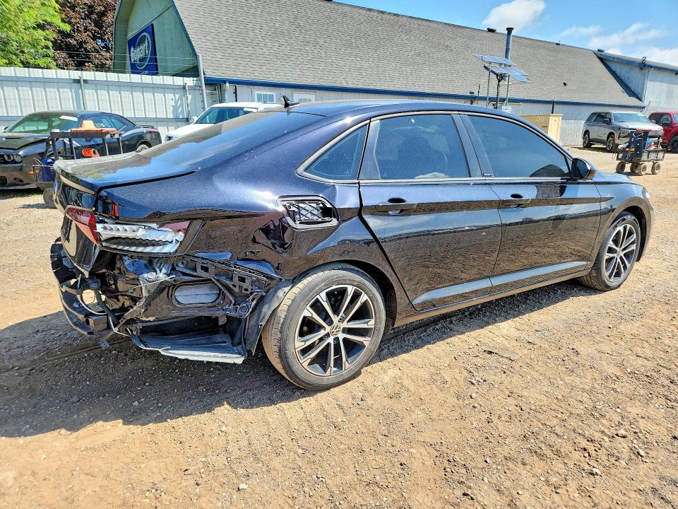 56522796 :رقم المزاد ، 3VWBM7BU4PM009374 vin ، 2023 Volkswagen Jetta مزاد بيع