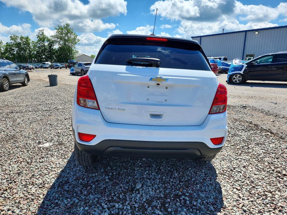 2018 Chevrolet Trax მანქანა იყიდება აუქციონზე, vin: KL7CJNSB8JB698723, აუქციონის ნომერი: 58564366