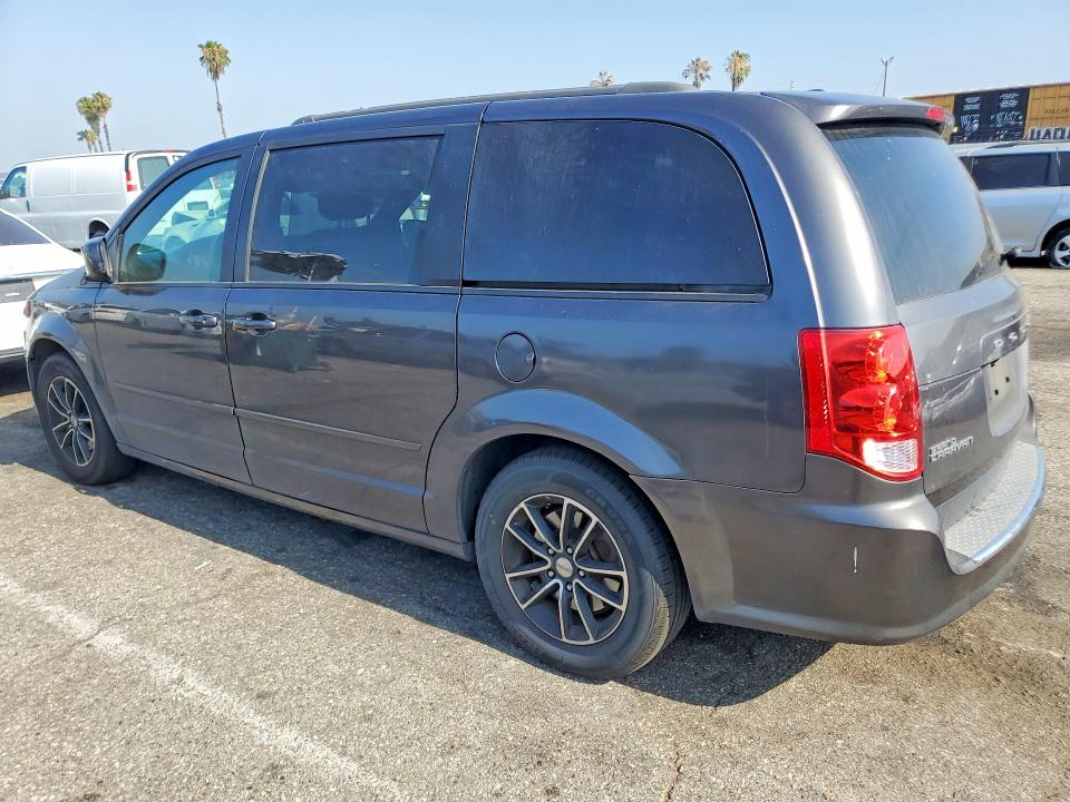 56325586 :رقم المزاد ، 2C4RDGEG9HR799630 vin ، 2017 Dodge Grand Caravan مزاد بيع