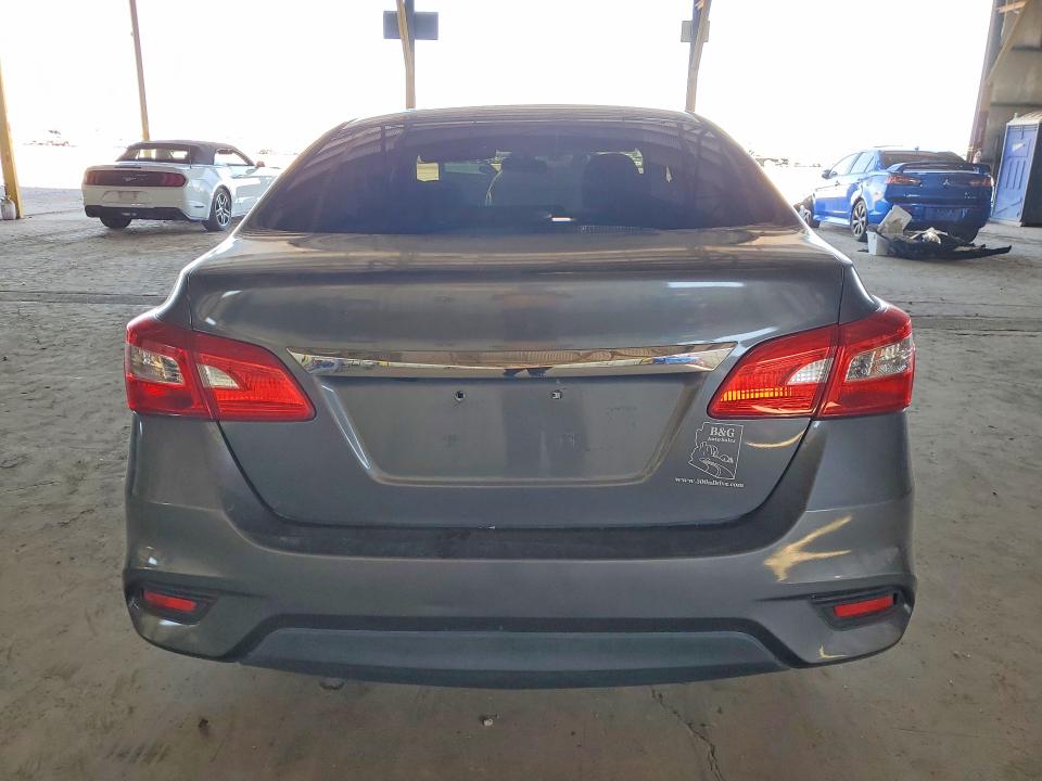 Продаж на аукціоні авто 2018 Nissan Sentra, vin: 3N1AB7AP6JY303734, номер лоту: 56302986