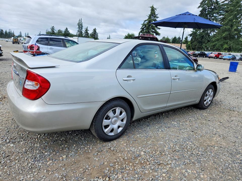 59300626 :رقم المزاد ، 4T1BE32K63U747847 vin ، 2003 Toyota Camry مزاد بيع