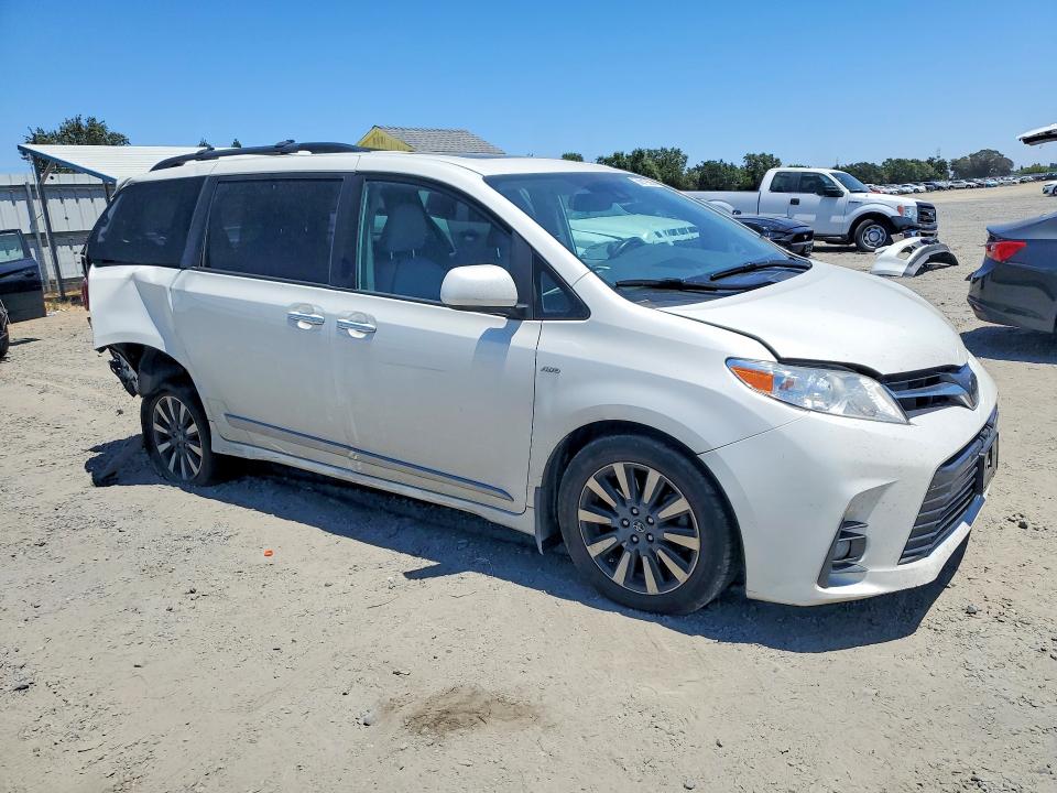 2020 Toyota Sienna მანქანა იყიდება აუქციონზე, vin: 5TDDZ3DC6LS238479, აუქციონის ნომერი: 58819086