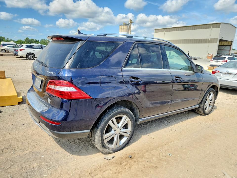 Продаж на аукціоні авто 2015 Mercedes-benz Ml, vin: 4JGDA5HB2FA449163, номер лоту: 58849146